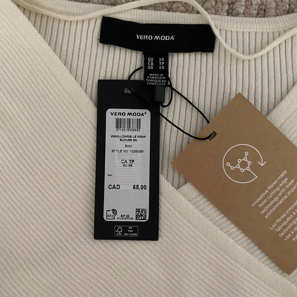 BNWT Vero Moda - Rib wrap sweater - cream - xsmall - Picture 4 of 4